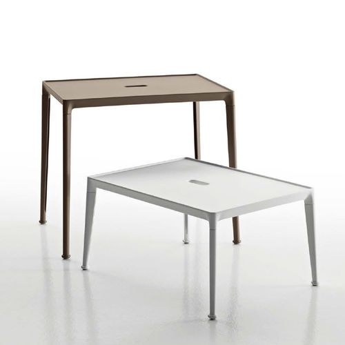 Moderner Beistelltisch Mirto B&B Italia Aluminiumguss / Gestell