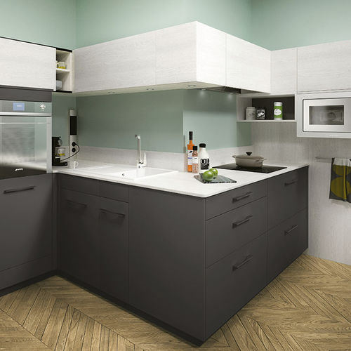 Moderne Küche - AMBIANCE CITADINE - Mobalpa - Holzfurnier / Eiche / mit Griffen