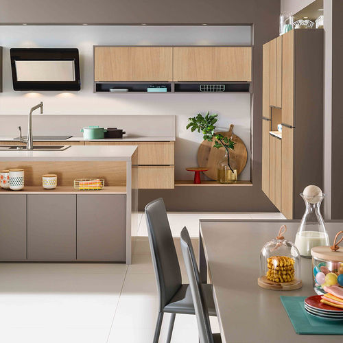 Moderne Küche - AMBIANCE LOFT - Mobalpa - Holzfurnier / Eiche / Corian®