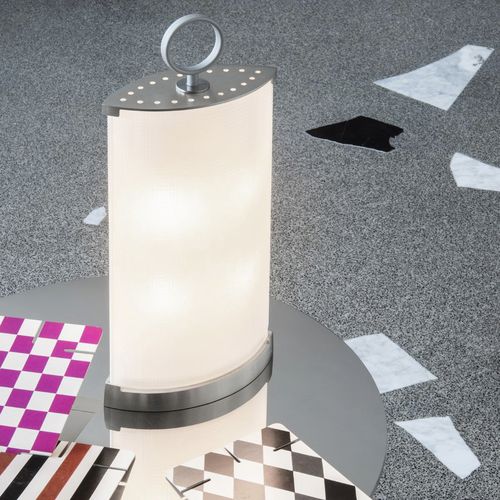 Tischlampe - PIRELLINA - FontanaArte - Metall / Glas / modern