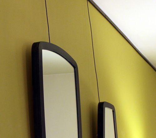 Wandmontierter Spiegel - LEKA - CARAVANE - modern / Stahl / vertikal