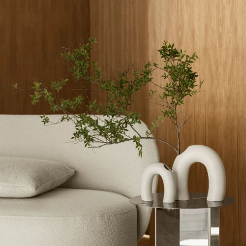 Moderne Vase - KAGETSU - Blomus - Sandstein / Tisch / maßgefertigt