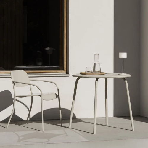 Moderner Bistrotisch - YUA - Blomus - pulverbeschichteter Stahl / galvanisiertem Stahl / Gestell aus galvanisiertem Stahl