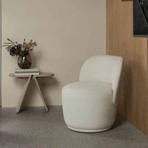 Moderner Beistelltisch - AVIO - Blomus - Eiche / Gestell aus Eiche / oval