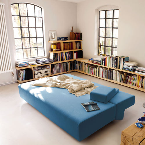Bettsofa - COSMA - COR - modern / Stoff / mit Armlehnen