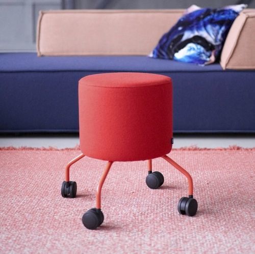 Moderner Hocker - DROP - COR - Leder / Stoff / Gestell aus gestrichenem Metall