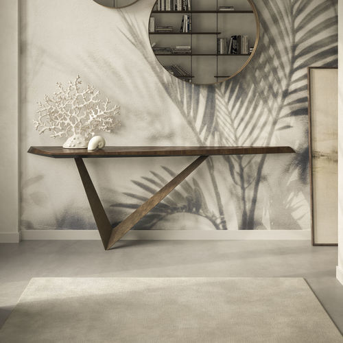 Moderner Konsolentisch - VARENNE - Cattelan Italia - Nussbaum / Gestell aus lackiertem Stahl / dreieckig