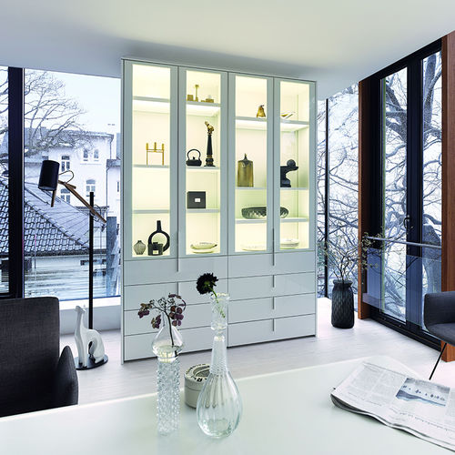 Moderne Vitrine - COLLECT - interlübke - Eiche