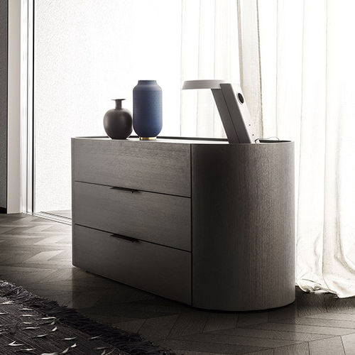 Moderne Kommode - DEDALO - PIANCA - lackiertes Holz / für Hotelzimmer / braun