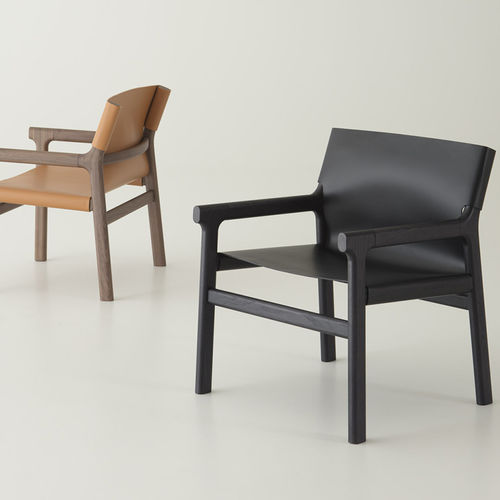 Moderner Sessel - FUSHIMI  - PIANCA - Leder / Nussbaum / Esche