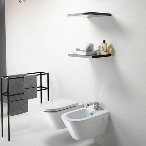 Wandhängendes WC - NORM: 861811 - GSI - Keramik / mit eingebauter Spülung / modern