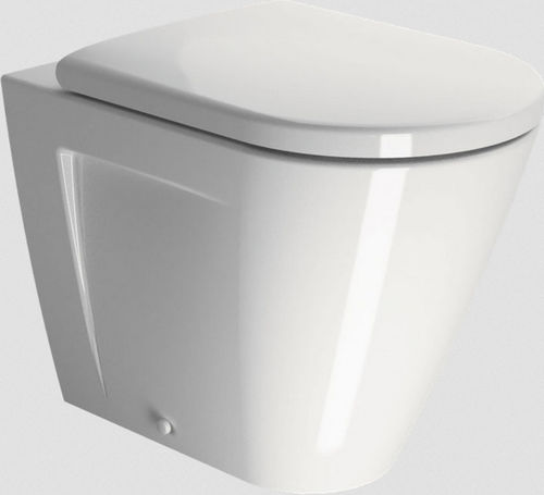 Freistehendes WC - NORM: 861411 - GSI - Keramik / mit eingebauter Spülung / modern