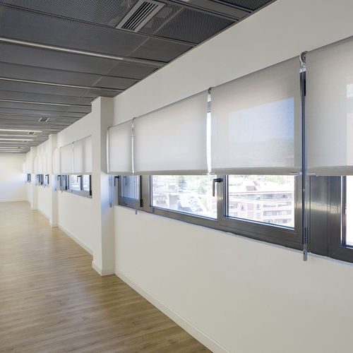 Jalousie für Fenster - PREMIUM - BANDALUX - Stoff / für Gewerbegebrauch / motorisiert