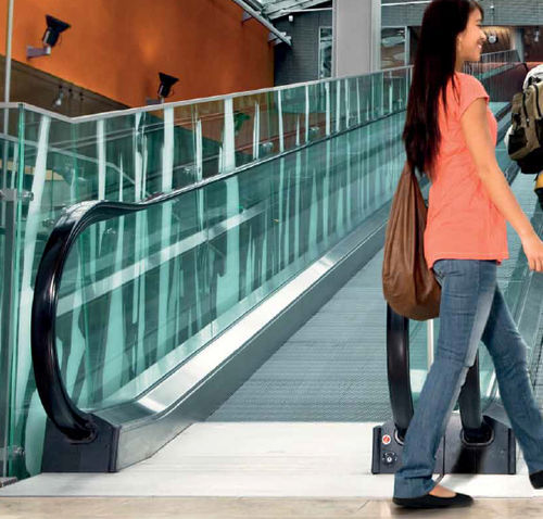 Schräger Fahrsteig - TRAVELMASTER™ 115 - KONE - für den Innenraum / für Außenbereich