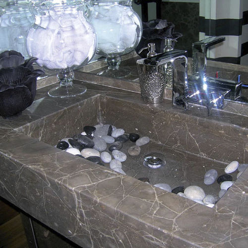 Wand-Waschbecken - AMBRATO - Manzi Marmi S.r.l. - Naturstein / mit verstellbarem Spiegel / rechteckig