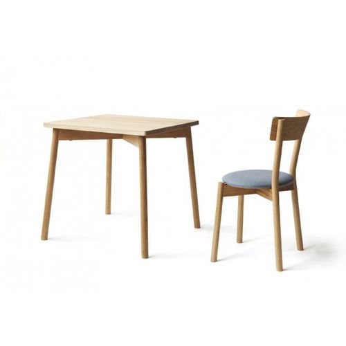 Moderner Tisch - CAFÉ SKANDI - Nikari - Esche / Birke / rund