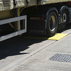 Bremshügel für öffentliche Plätze - ROAD PLATE - Tricel