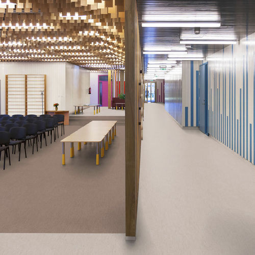 Vinyl-Bodenbelag - VYLON PLUS - Tarkett PROFESSIONAL - für den Innenraum / für Büro / für Feuchträume