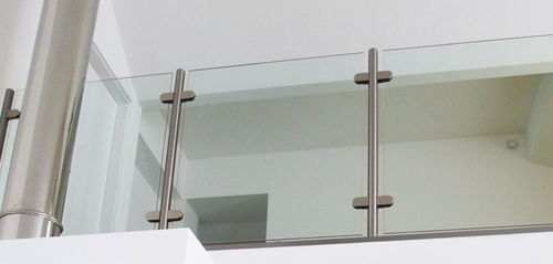 Edelstahlgeländer - CRISTAL PUR - AT INOX - Glasplatten / für Außenbereich / für Balkon