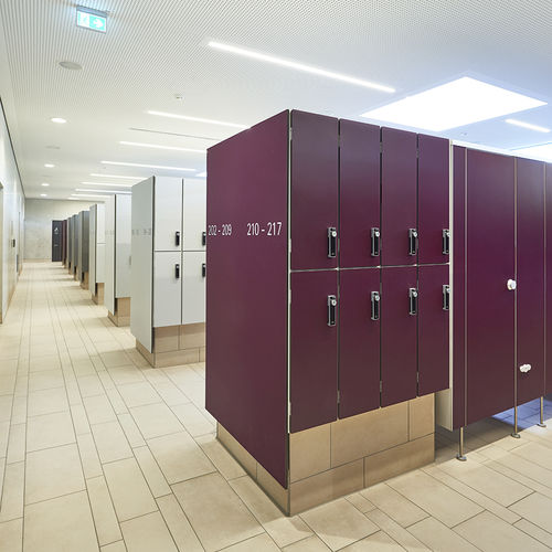 Metall-Garderobenschrank - SGVK13 - Schaefer-Trennwandsysteme - für öffentliche Einrichtungen / gesichert