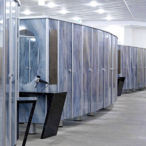 Umkleidekabine für öffentliche Einrichtungen - VK13 WK - Schaefer-Trennwandsysteme