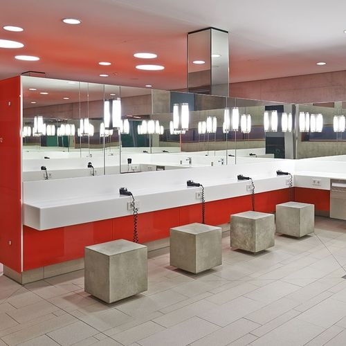 Modernes Badezimmer - MWT - Schaefer-Trennwandsysteme - Keramik / für Gewerbegebrauch