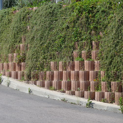 Hohler Betonstein - BETOPLUS ® - BETOCONCEPT - Dekor / für Umzäunungen / für Stützmauer