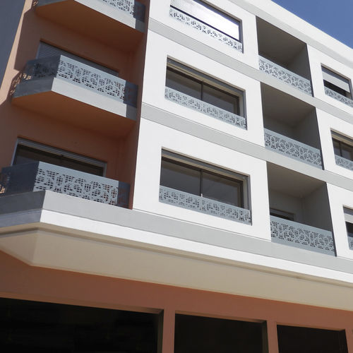 Aluminium-Geländer - BPLAN - Lochblech / für Außenbereich / für Balkon