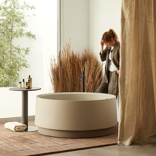 Runde Badewanne - OASIS - SANYCCES - freistehend / für Wohnungen / Verbundwerkstoff