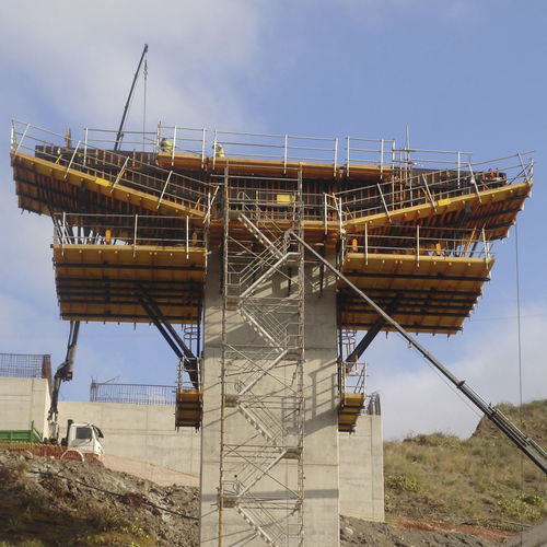 Modulschalung - HEAVY DUTY BRACKET G - ULMA - Metall / für Deck / regelbar