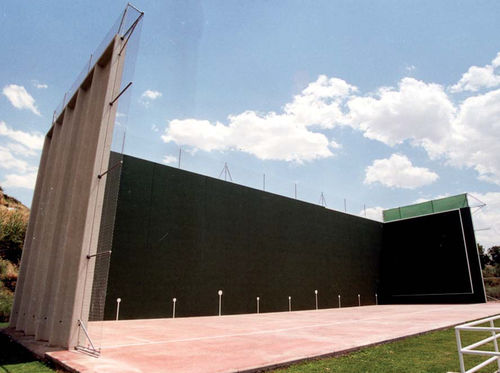 Stahlbetonmauer - JAI ALAI COURT - PRETERSA PRENAVISA - Fertigbau