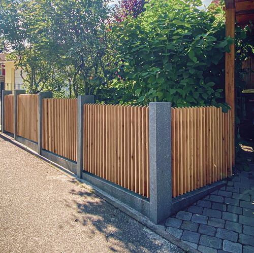 Lamellenzaun STABELLO Braun Wuerfele Garten / Lärche / gerade