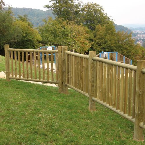 Zaun mit Stangen - BALUSTRADE - Braun Wuerfele - Garten / Kiefer / gerade