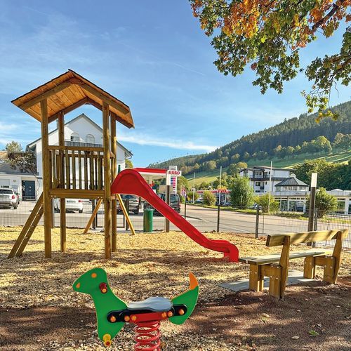 Spielturm - Hannes - Braun Wuerfele