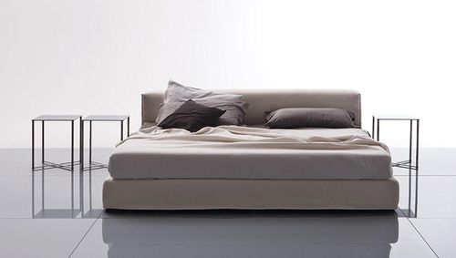 Doppelbett - GORDON - marac srl - modern / Nachttischen / Polster