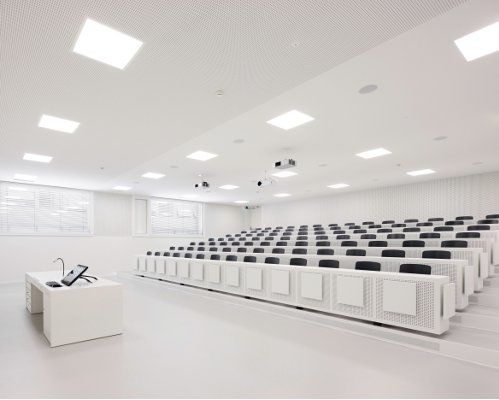 Moderner Unterrichtstisch - Embru - Kunststoff / rechteckig / für professionellen Einsatz
