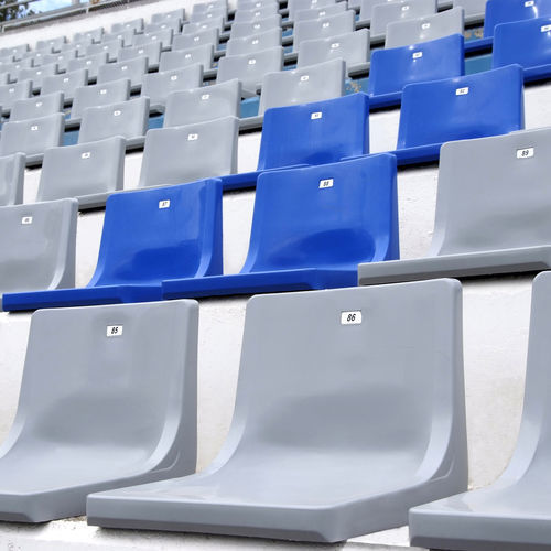 Einteiliger Tribünensitz - CR3 - Daplast, S.L. - Hochlehner / modern / hochbeständig