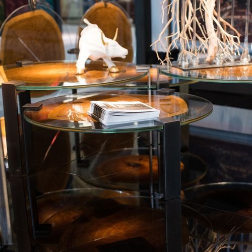 Moderner Couchtisch - FORESTA - VGnewtrend - Holz / Glas / Gestell aus Metall