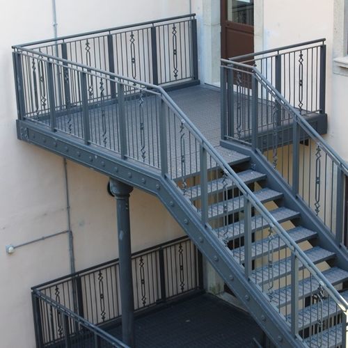Gusseisengeländer - BR 17 - Ghisarredo - Geländer / für den Innenraum / für Außenbereich