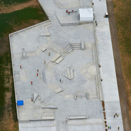 Beton-Skatepark - THE SUMMIT BECHTEL RESERVE - Spohn Ranch Skateparks
