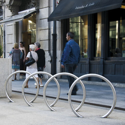 Bodenstehender Fahrradständer - ANEL - Setga - für öffentliche Bereiche / Edelstahl / für professionellen Einsatz