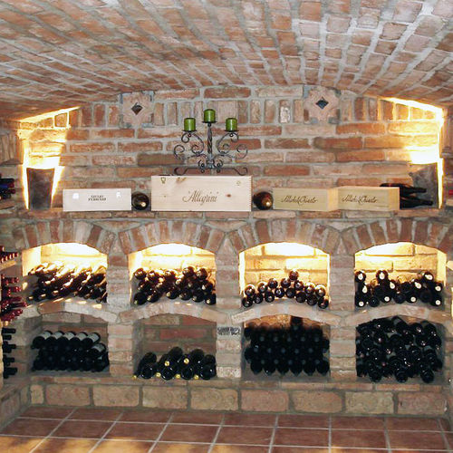Wandmontierter Weinkühlschrank - VAULT - Weinkeller-Profi - freistehend / Stein
