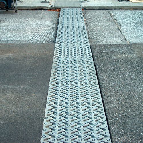 Elastomer-Dehnungsfuge - TENSA-MODULAR LR-LS - Mageba - für Brückenbau / befahrbar / modular