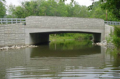 Fertigbetonbrücke - HY-SPAN® - The Fort Miller Co. - bogenförmig / Verkehr