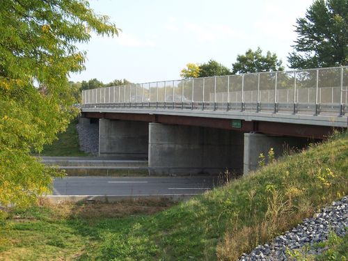 Stahlbetonbrücke - CURRY ROAD - The Fort Miller Co. - Balken / Verkehr / Fertig