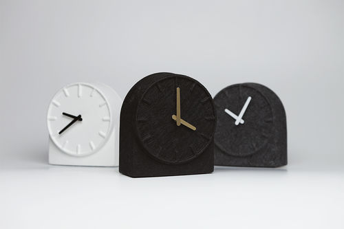 Moderne Uhr - FELT TWO - LEFF amsterdam - Tisch / Analog / Filz