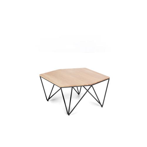 Moderner Couchtisch - 3ANGLE - prostoria - Massivholz / MDF / HPL