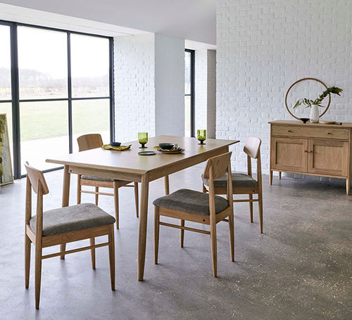 Moderner Esszimmerstuhl - CHESHAM - ercol - für den Innenraum / Stoff / Gestell aus Eiche