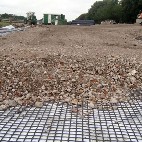 Verstärkendes Geogitter - Basetrac® Duo-C - Huesker - zur Filtrierung / für Fundament / für Fußboden
