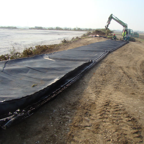 Gewebtes Geotextil - Basetrac® - Huesker - Synthetik / zur Filtrierung / Fundament